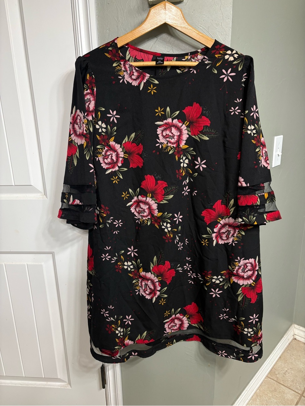 Black Floral Long-Sleeve Tunic Dress with Red & Pink Blooms